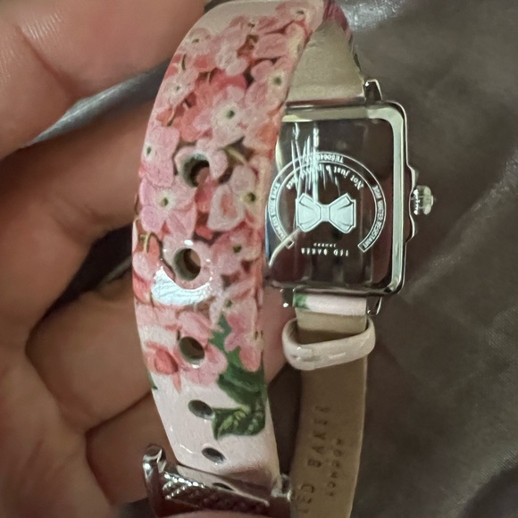Ted baker watch with floral strap - Picture 5 of 10